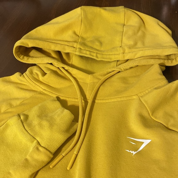 Gymshark cropped hoodie - Picture 2 of 4